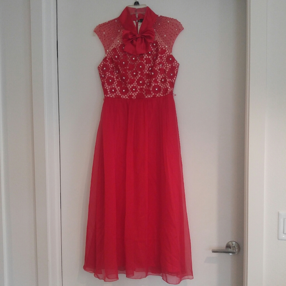 Designer Red Silk Blend Midi Sequined Collar Dress